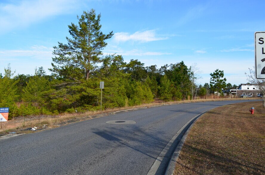More Photos Of Redstone Avenue W, Crestview Land For Sale
