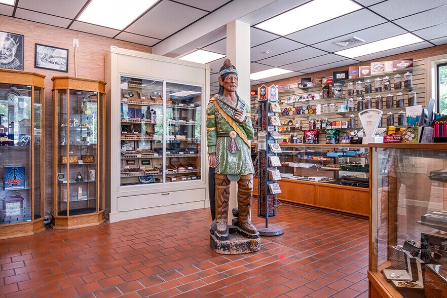 More Photos Of 6595 Post Rd, North Kingstown Fast Food For Sale