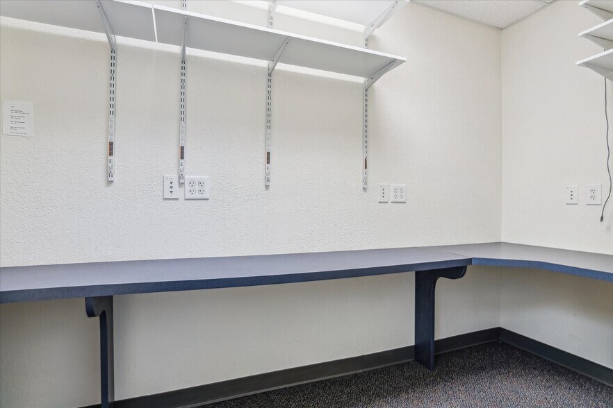 More Photos Of 5105 S Santa Fe Dr, Littleton Medical For Sale