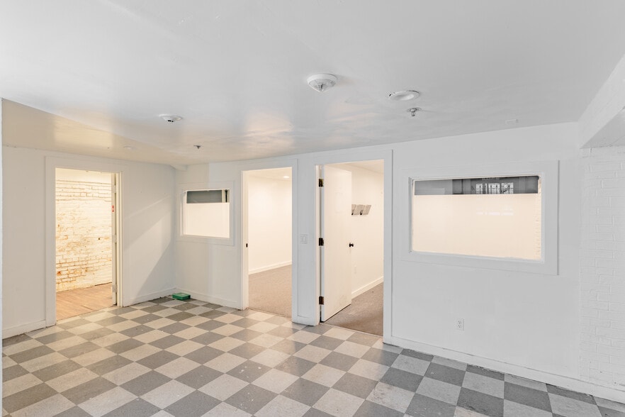 More Photos Of 334 S Water St, Providence Restaurant For Sale