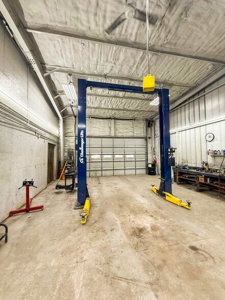 More Photos Of 41 5th Ave S, Kindred Specialty For Sale