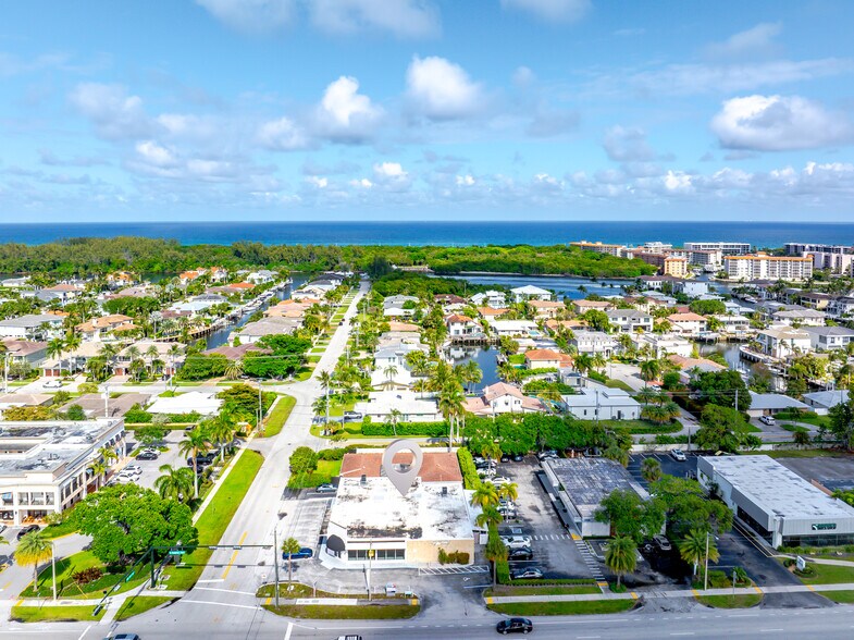 More Photos Of 3198 N Federal Hwy, Boca Raton Storefront Retail Office For Lease