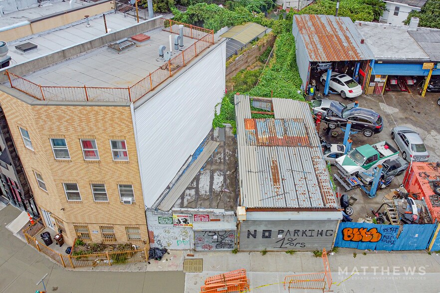 Primary Photo Of 1645 E New York Ave, Brooklyn Warehouse For Sale