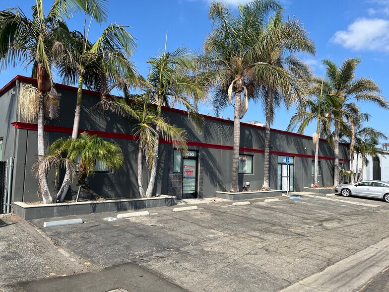 More Photos Of 3265 E 59th St, Long Beach Warehouse For Sale