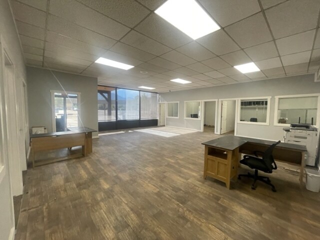 More Photos Of 3721 S 250 W, Ogden Storefront Retail Office For Lease