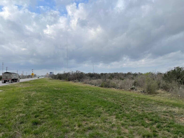 More Photos Of 8160 U.S. 281 hwy, Marble Falls Land For Sale