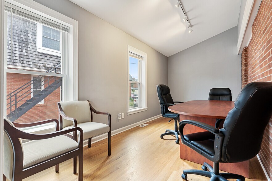 More Photos Of 285 Congress St, Bridgeport Office For Sale