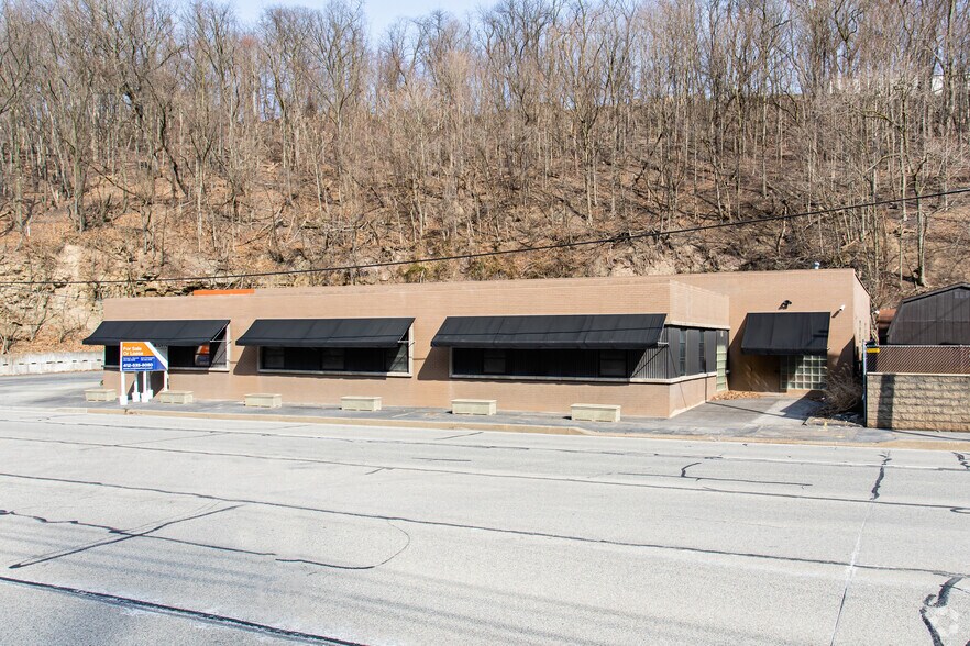 More Photos Of 1201 Banksville Rd, Pittsburgh Office For Sale