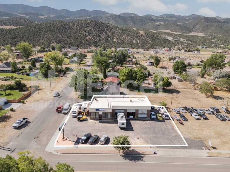 Primary Photo Of 515 200 S, Parowan Auto Repair For Sale