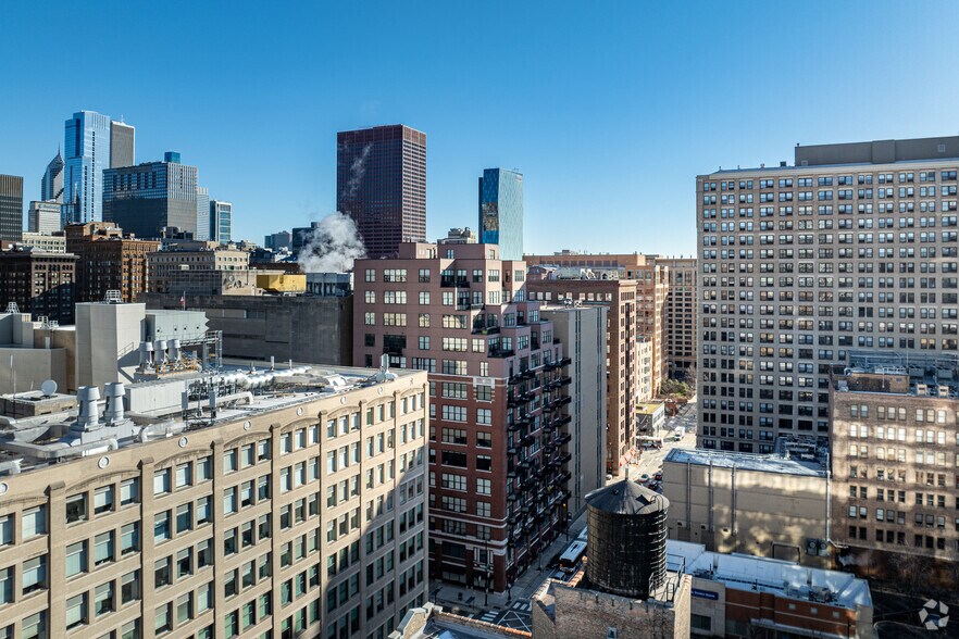 More Photos Of 547-549 S Clark St, Chicago Apartments For Sale