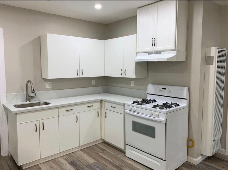More Photos Of 932 Walnut Ave, Long Beach Specialty For Sale