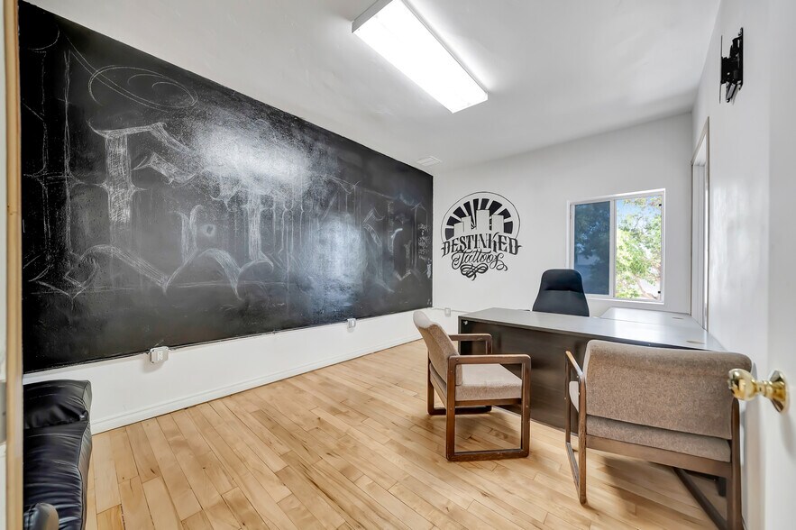 More Photos Of 830 S Main St, Santa Ana Freestanding For Sale