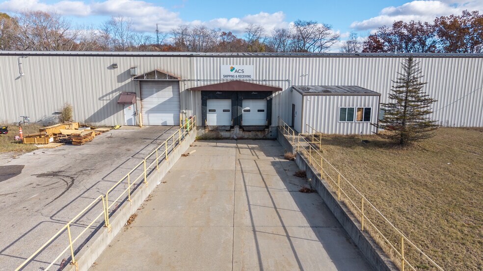 More Photos Of 1254 E Barney Ave, Muskegon Warehouse For Sale