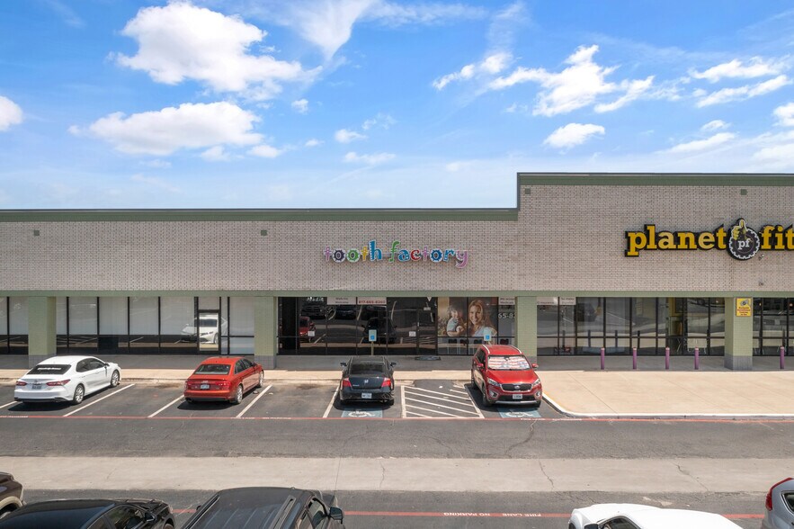 More Photos Of 1900-1978 Ephriham Ave, Fort Worth Unknown For Lease