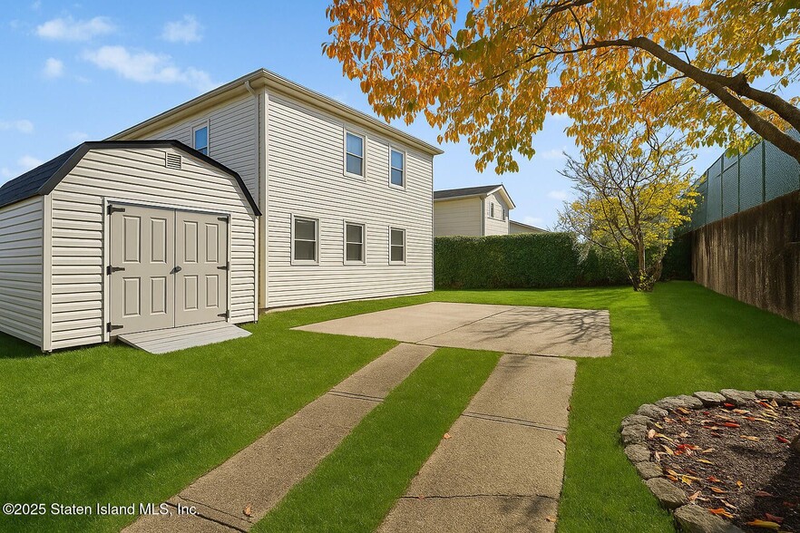 More Photos Of 54 Preston Ave, Staten Island Healthcare For Sale