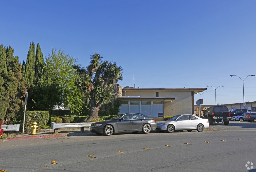 More Photos Of 3501-3515 Haven Ave, Menlo Park Service For Lease