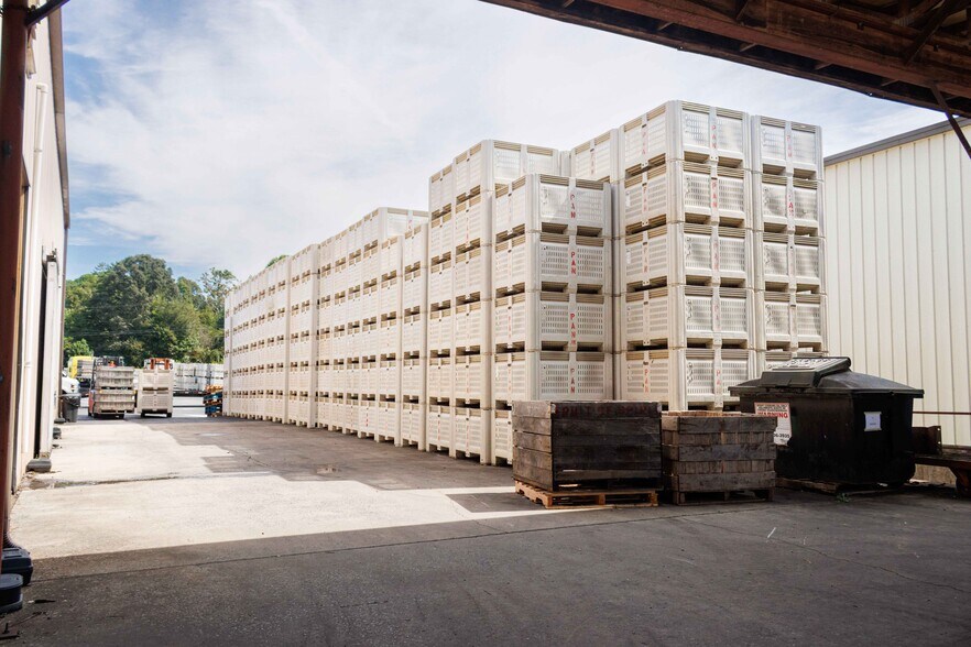 More Photos Of 63 Talona Spur Rd, Ellijay Freestanding For Sale