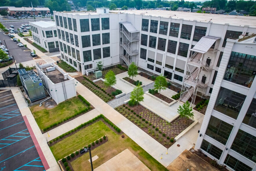 More Photos Of 1300 Meridian St N, Huntsville Unknown For Lease