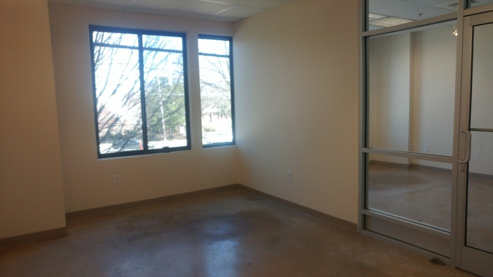 More Photos Of 605 W Main St, Carrboro Medical For Sale