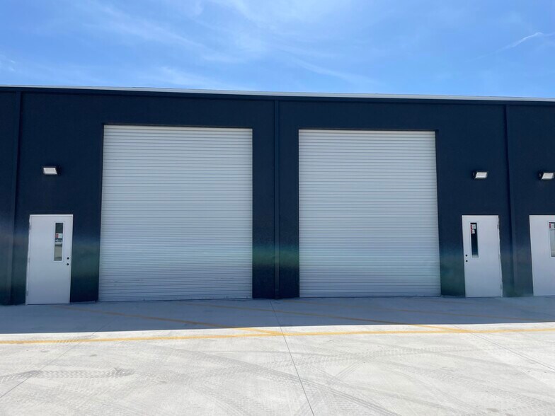 Primary Photo Of 2720 Placida Rd, Englewood Self Storage For Sale