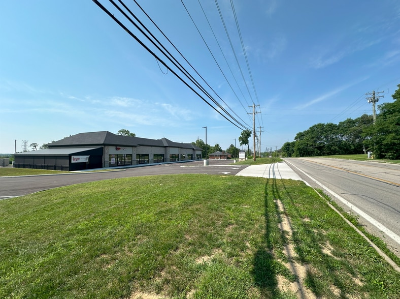 More Photos Of 9774 Cincinnati Columbus Rd, West Chester Storefront For Lease