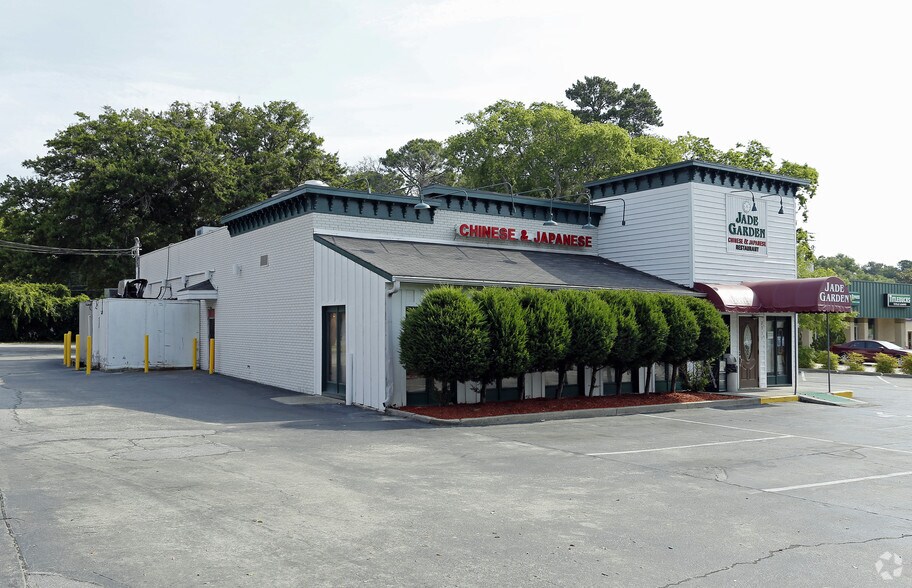 More Photos Of 2317 Boundary St, Beaufort Restaurant For Lease