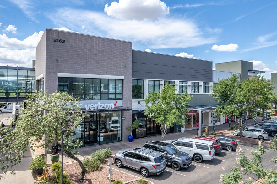 More Photos Of 2716-2810 S Market St, Gilbert Unknown For Lease