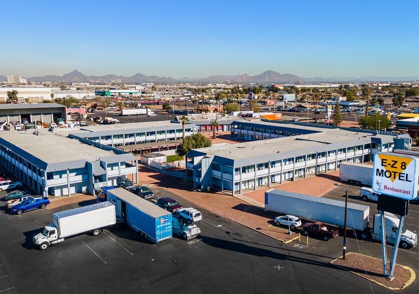 Primary Photo Of 1820 S 7th St, Phoenix Hotel For Sale
