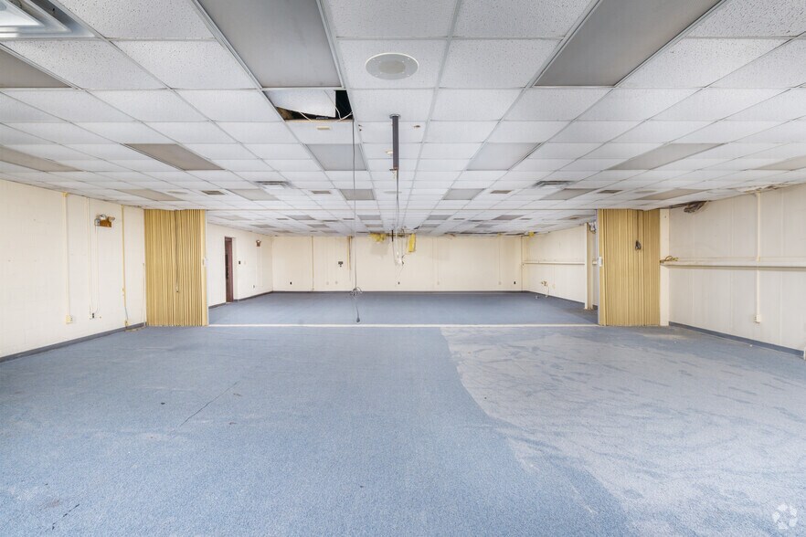 More Photos Of 8225 Dave Erwin Dr, San Antonio Flex For Sale