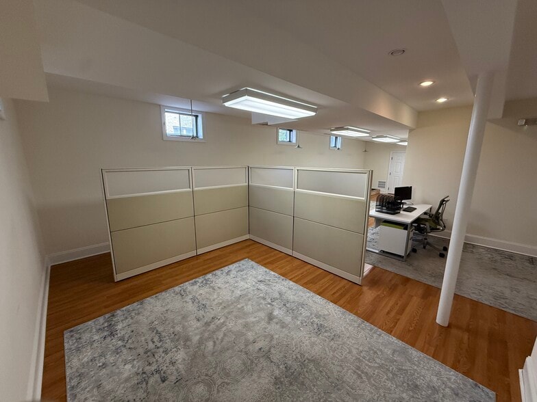 More Photos Of 46 Miller St, Fairfield Office Residential For Lease