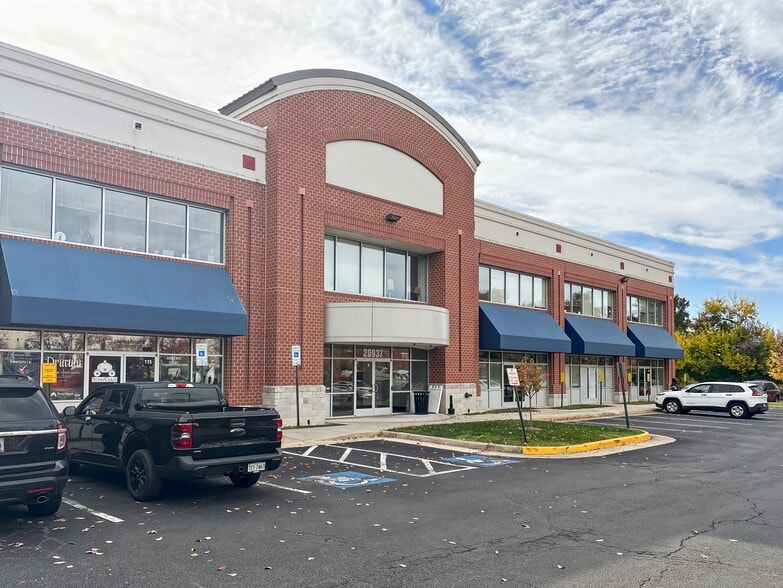 More Photos Of 20937 Ashburn Rd, Ashburn Office For Lease