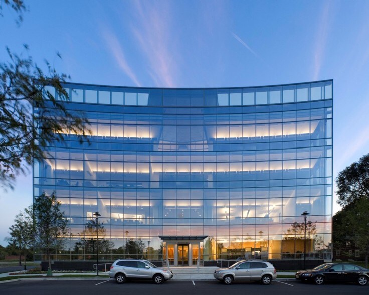 More Photos Of 1 Crescent Dr, Philadelphia Office For Lease