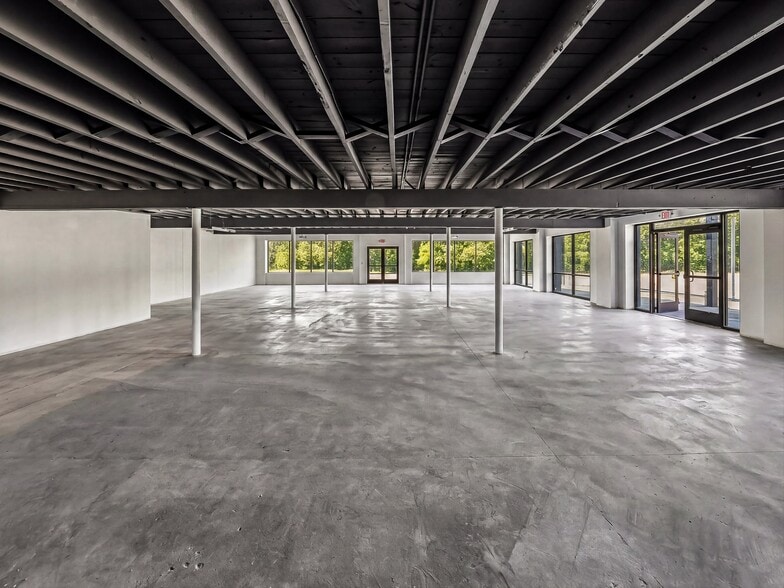 More Photos Of 1449 Smokey Park Hwy, Candler General Retail For Lease