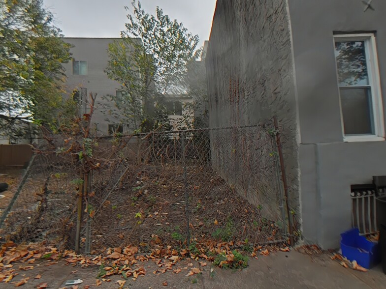 Primary Photo Of 1331 Grove St, Philadelphia Land For Sale