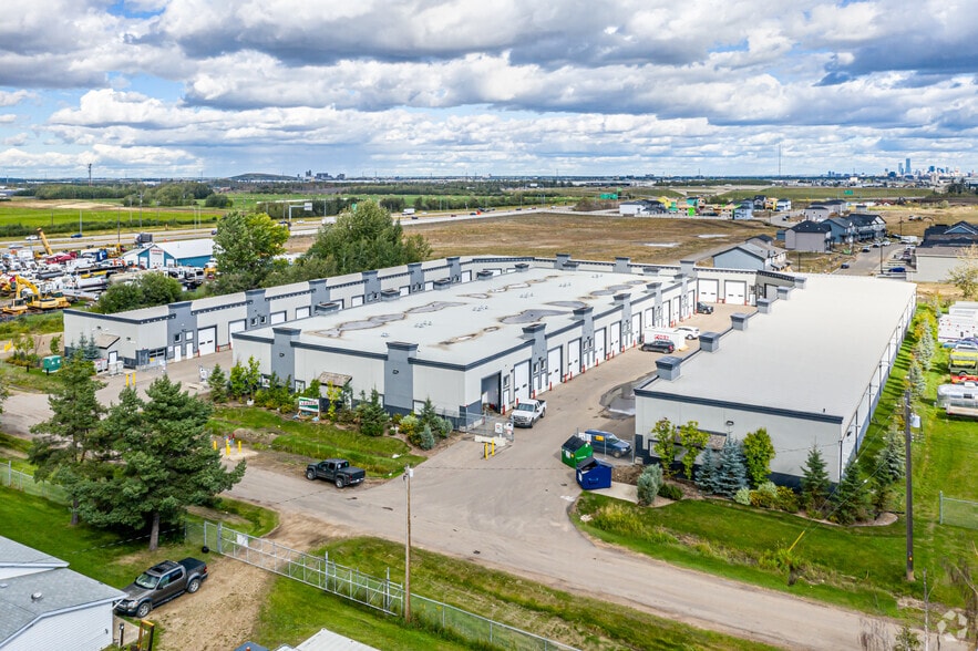 More Photos Of 9903 209 St NW, Edmonton Warehouse For Sale