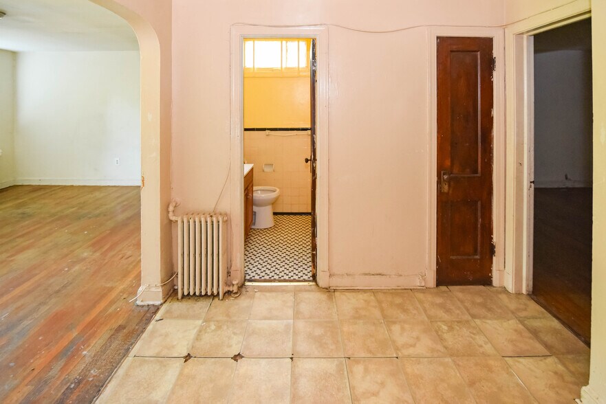 More Photos Of 2823 4th St NE, Washington Multifamily For Sale