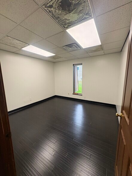 More Photos Of 3646 California Rd, Orchard Park Industrial For Lease