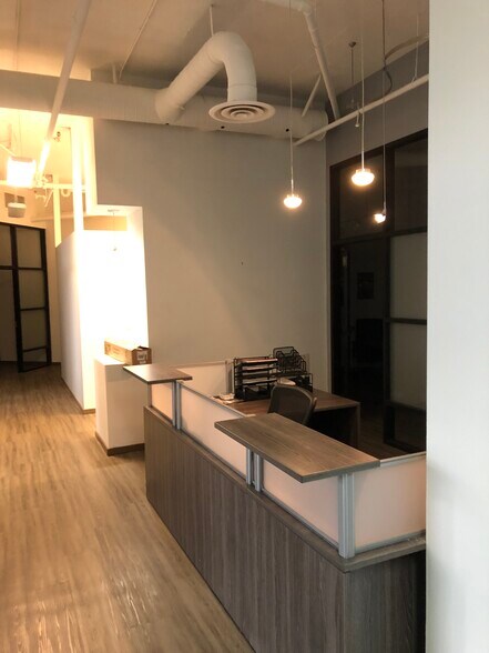 More Photos Of 500 Elliott Ave W, Seattle Office For Lease