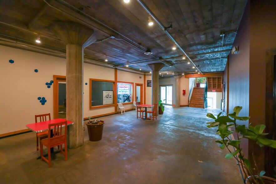 More Photos Of 5110 Tieton Dr, Yakima General Retail For Sale