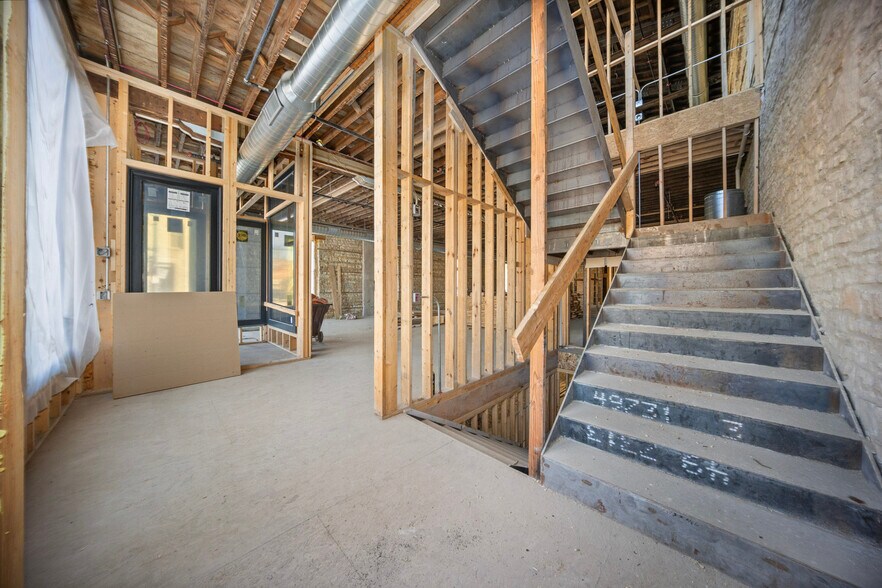 More Photos Of 1000 S State St, Lockport Restaurant For Lease