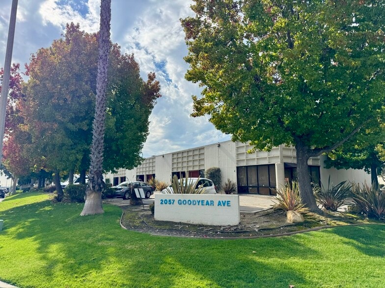 More Photos Of 2057 Goodyear Ave, Ventura Manufacturing For Sale