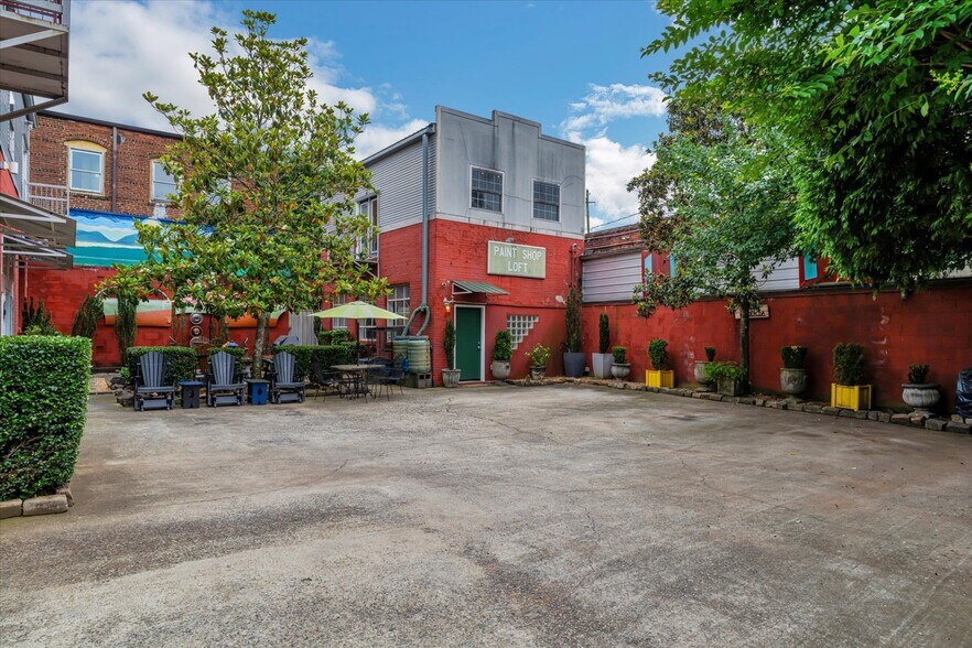 More Photos Of 282 Walker St SW, Atlanta Apartments For Sale
