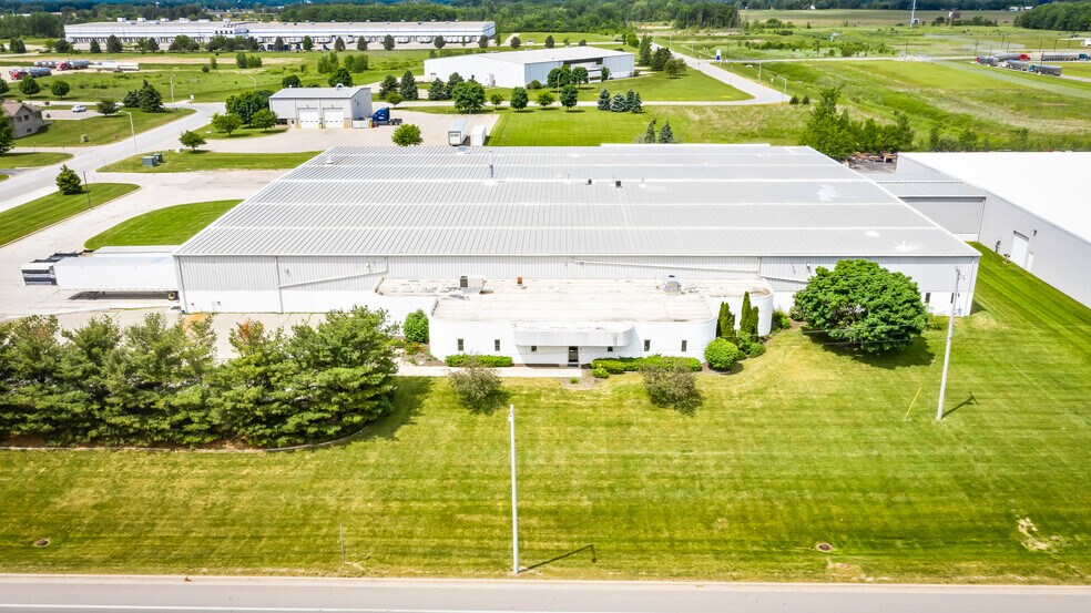 More Photos Of 205 E Walker Rd, Saint Johns Manufacturing For Lease