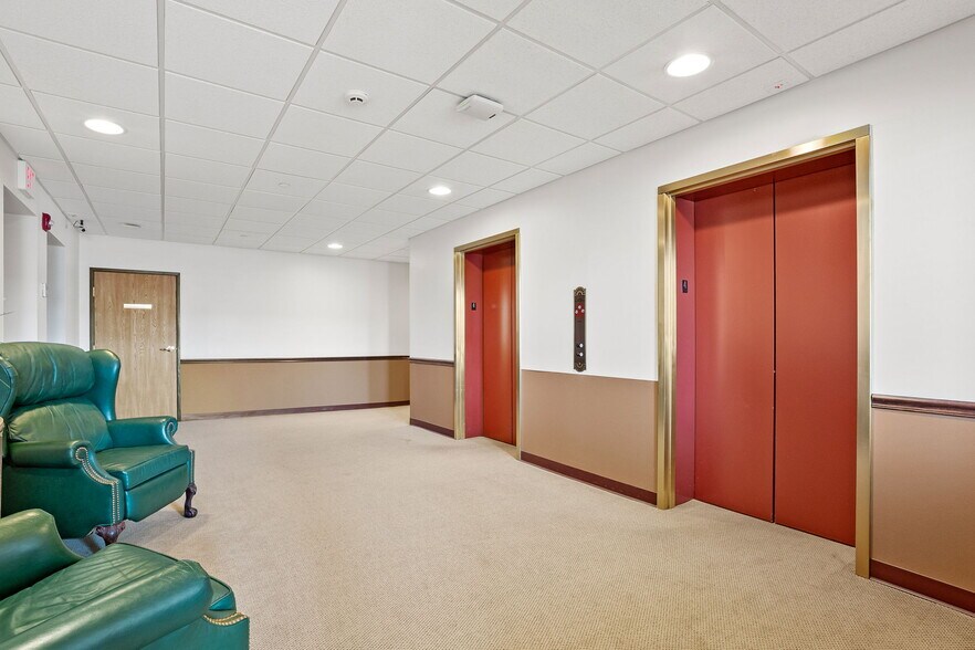 More Photos Of 309 Court Ave, Des Moines Office For Lease