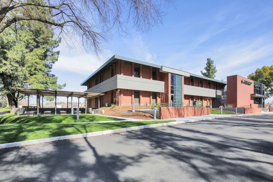 More Photos Of 333 University Ave, Sacramento Unknown For Lease