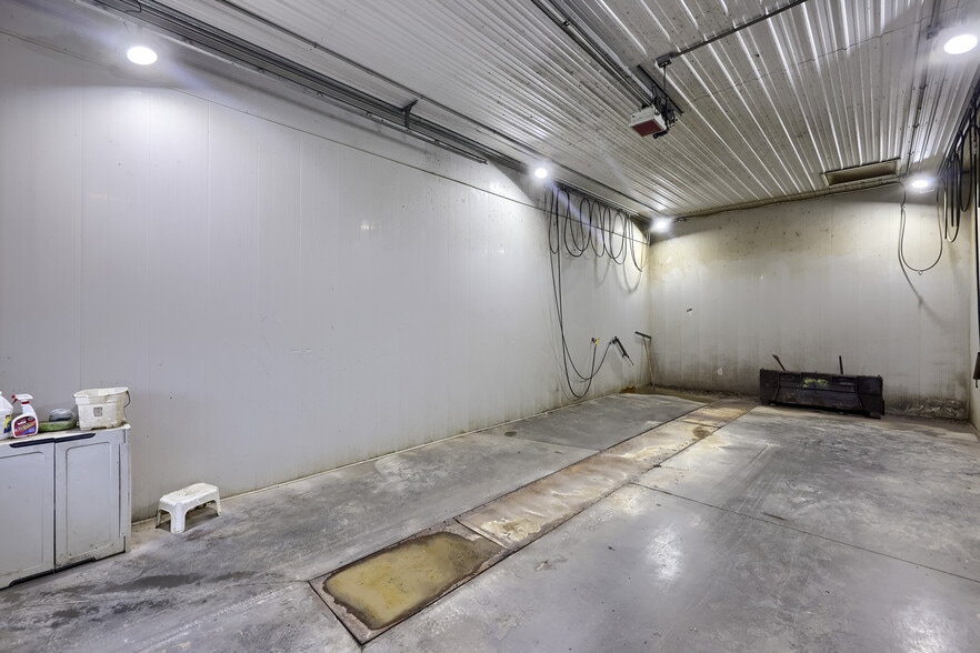 More Photos Of 608 Fairview Rd, Manheim Specialty For Lease