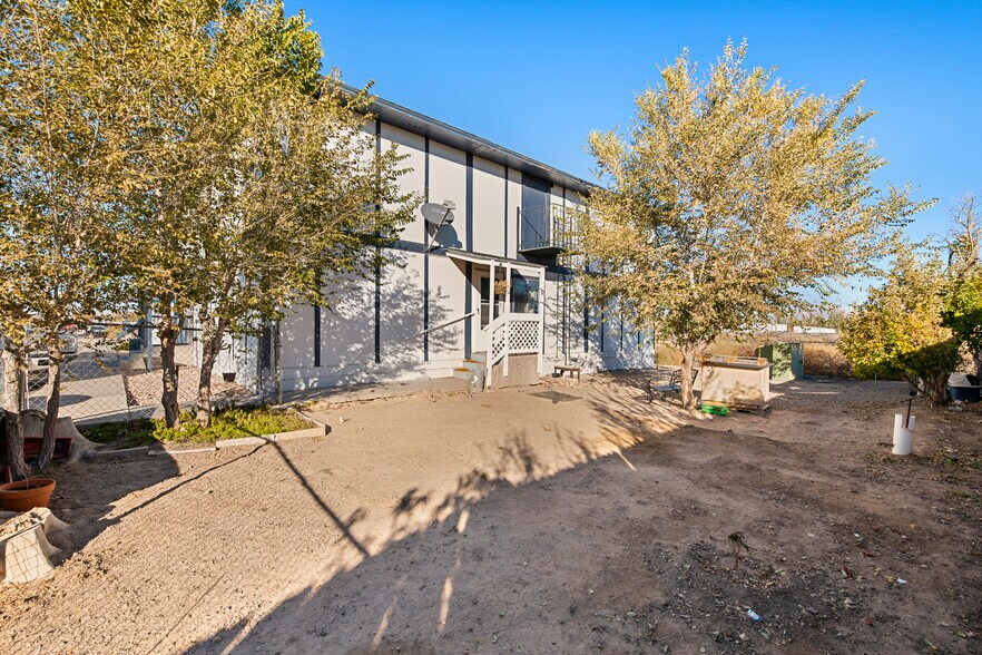 More Photos Of 75 S 350 E, Delta Hotel For Sale