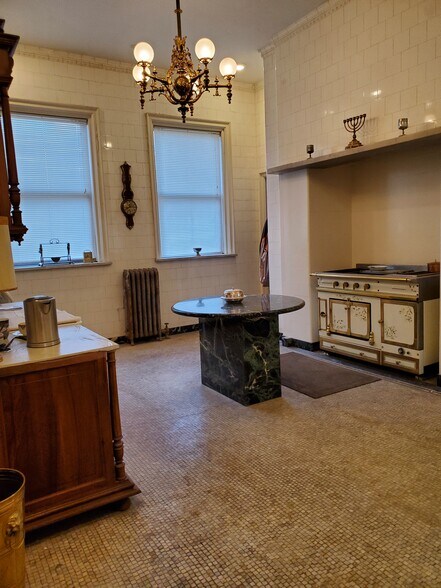 More Photos Of 8469 E Jefferson Ave, Detroit Office Residential For Sale