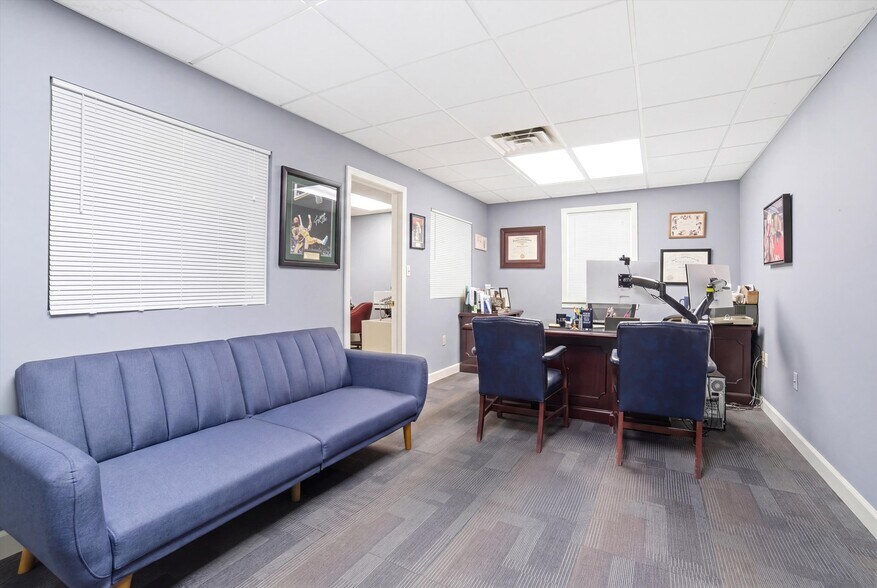 More Photos Of 8 Chestnut Dr, Bedford Office For Sale