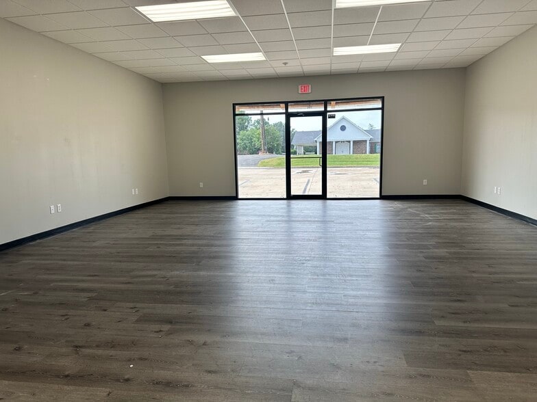 More Photos Of 1195 E Main St, Melbourne Loft Creative Space For Sale